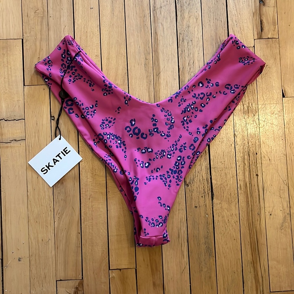 Skatie Swim - Mandi Bottom - NWT